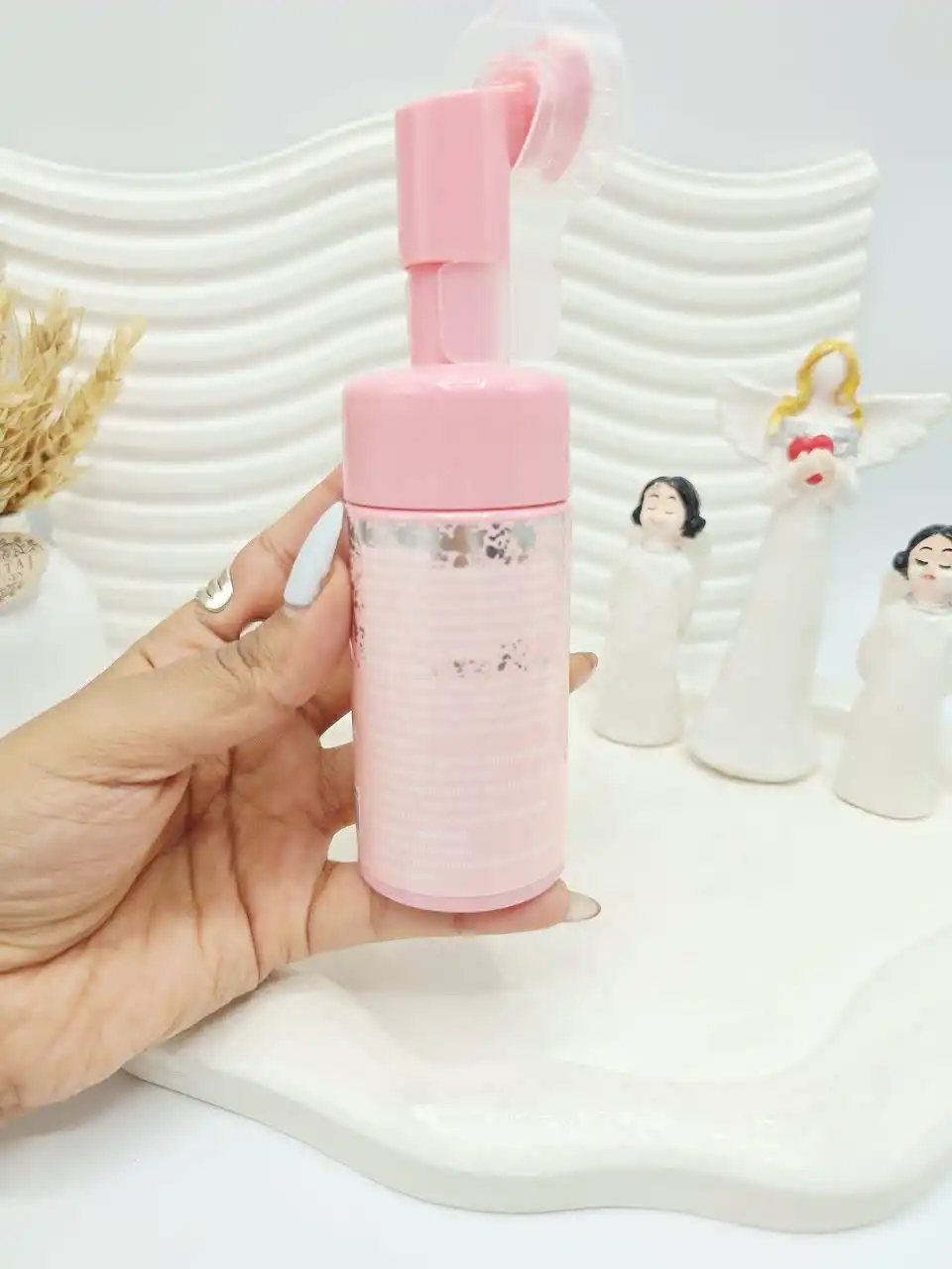 فوم شستشو روشن کننده براش دار قلب صورتی کد ۸۰۰۶